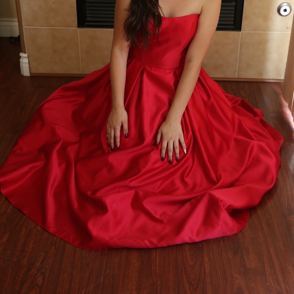 Elegant dress